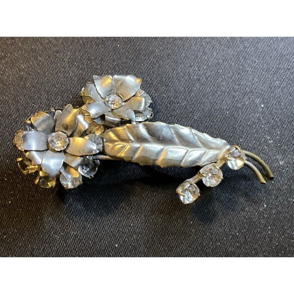 Vintage Floral SIlver Tone with Rhinestone Brooch